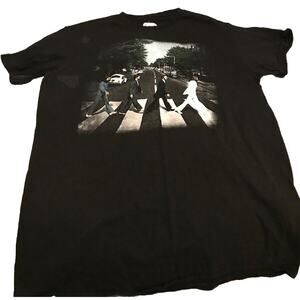 The Beatles Band Sidewalk Graphic T-Shirt Size Medium Black White